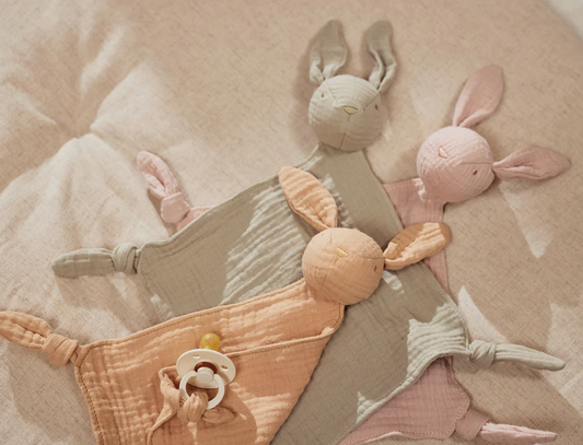 Speendoekje Bunny met naam geborduurd - Jollein