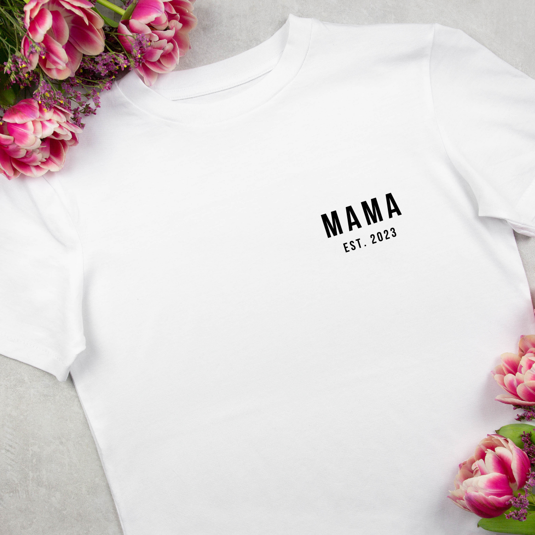 'MAMA' T-shirt met geboortedatum geborduurd