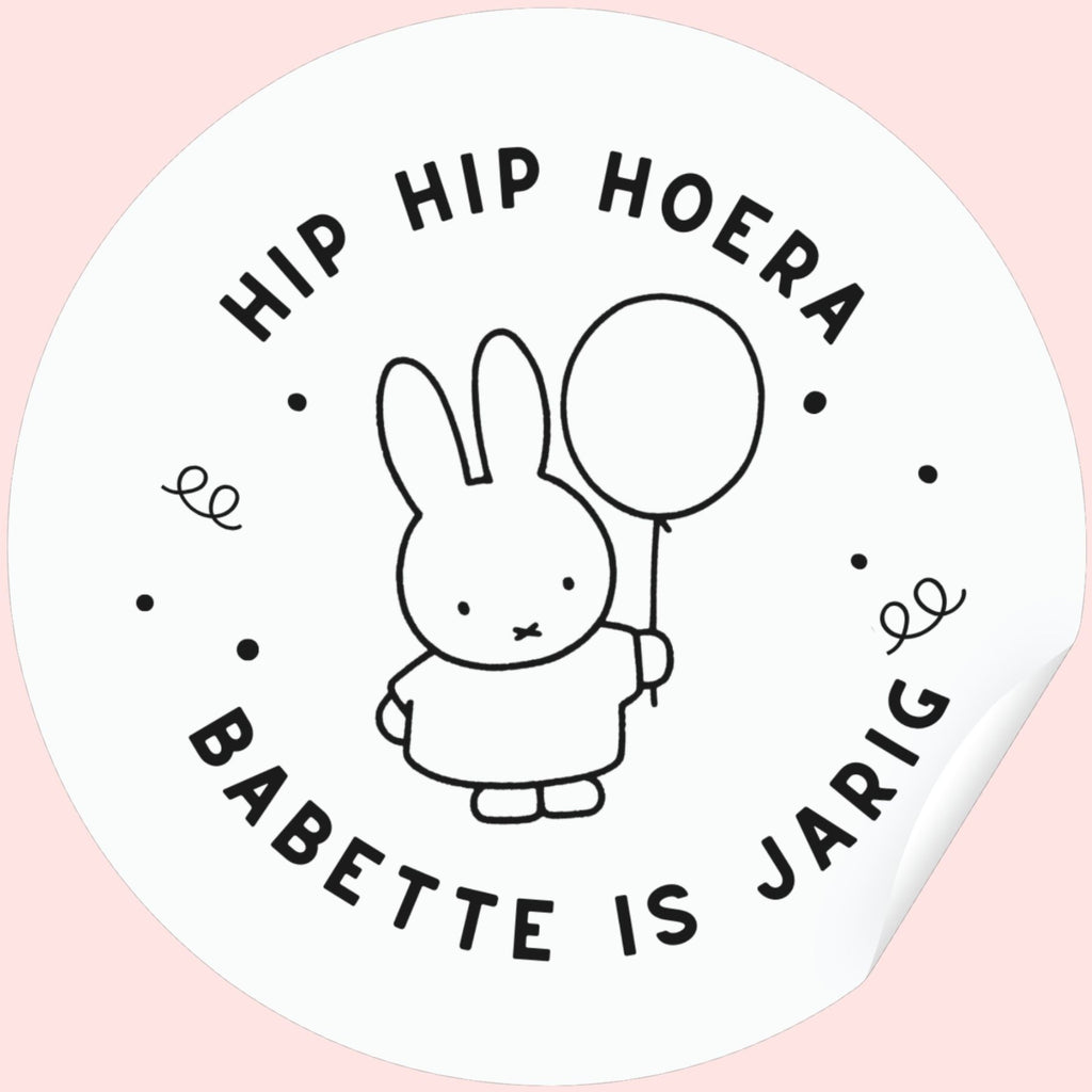 Naam + is jarig